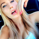 joeyjosephh:  lindsey-pelas:  Lindsey Pelas  Bouncing 😍😍😘👌🏻💯❤️😎