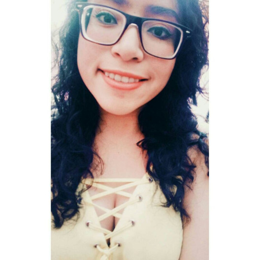 maariijohernandez:  Te besaré tan fuerte que probaré el sabor de tus pecados, te abrazare tan firme que sentirás el arder de mis demonios.♡~ Una soñadora más 