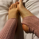 delicatelittledancer:  hey loves!•message me if you want any pics or videos•…or if you want to buy these after I wear them to bed 🙊xx#perfecttoes #smallfeet #toes #prettyfeet #longsocks #footfetish #footmodel #arches #cute feet #little feet #dancer