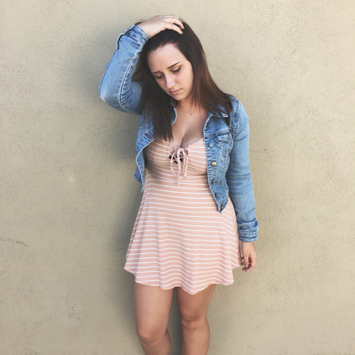 ☾
