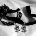 black-lace-velvet-ribbons-deact avatar