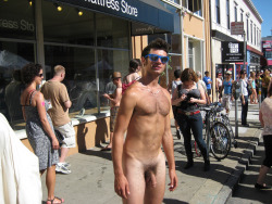 hottstallion:  Canadian Boy at Folsom  Love