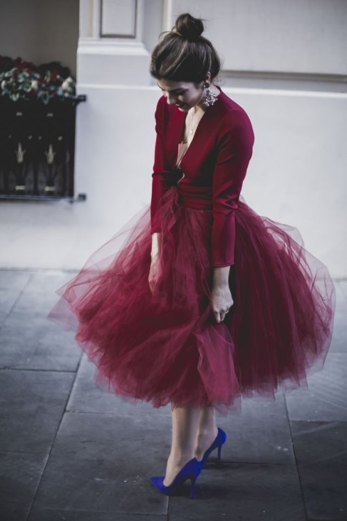 sawa-soon:Red Tulle Skirt