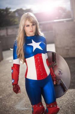 cosplayandgeekstuff:  Vicky-Vic (Australia) as American Dream. Photos by: Carlos Mayenco Cosplay Photographer 