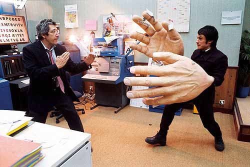 milliondollarnigga:  “my nigga, you do NOT WANT THESE HANDS” 