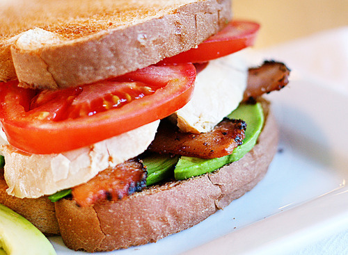 foodluxury:  Love Food? This blog is for you. 