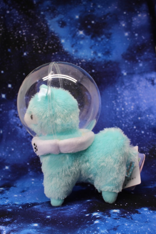 captainyowza:luckypacahannah:Alpacastronaut Cosmo is ready to take on new adventures!  I… I can’t ev