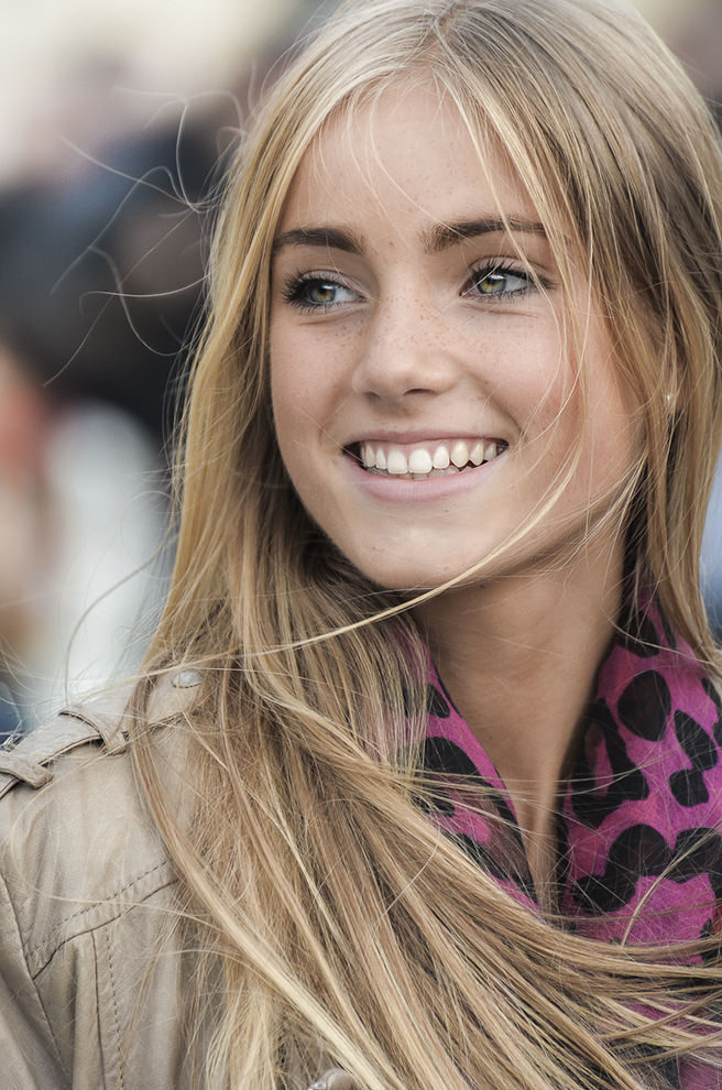 cute-and-pretty:  Stranger