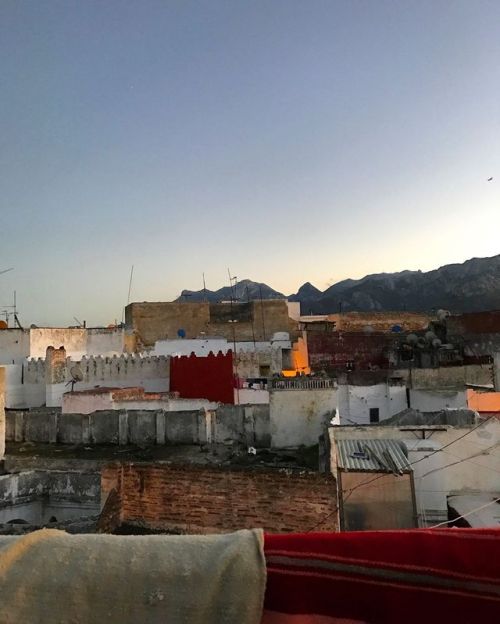 Feeding my Eyes ٤…#morocco (à Morocco) https://www.instagram.com/p/BrubIKvAiDw/?utm_source=ig