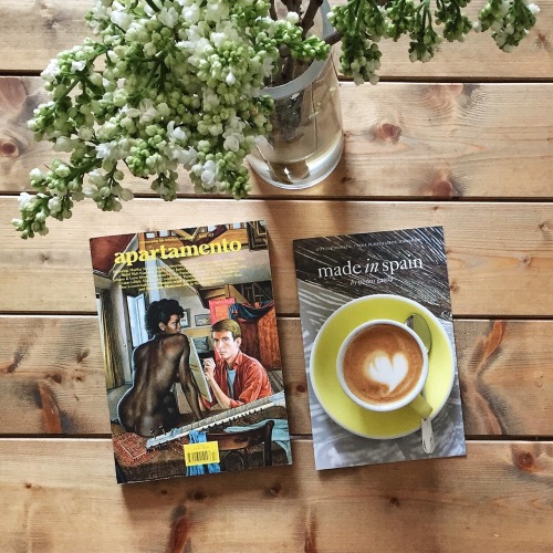 Good morning Wednesday! Hello Apartamento – Issue 17. This edition of an everyday life interiors mag