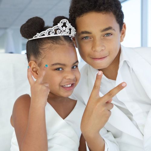 BLUE IVY &amp; JUELZ