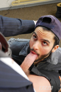 Guys Sucking Dicks
