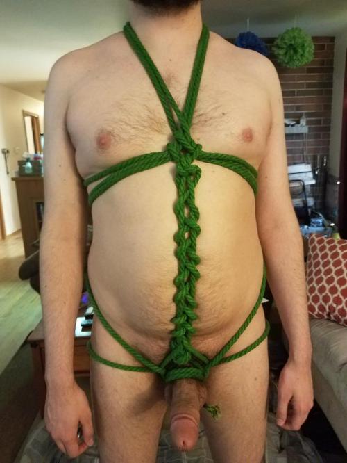 damrius: dungeonsandrobots: @damrius and I had a bit of rope play and e-stim fun on Sunday :) It was