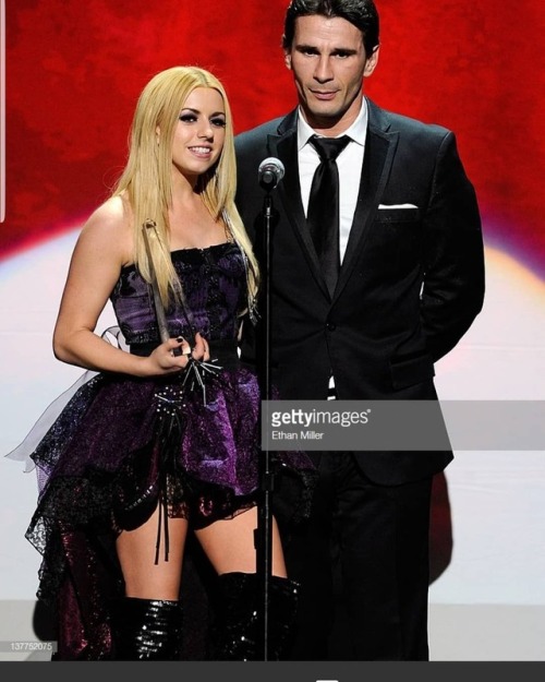 lexibelle100:    Unfortunately I am not attending #AVN #AEE this year…first year ever not attending!But here is a #tbt to when I won best BG scene with @manuelferrara I was shocked I won and so freaking happy lol.Hope everyone has a good time and good