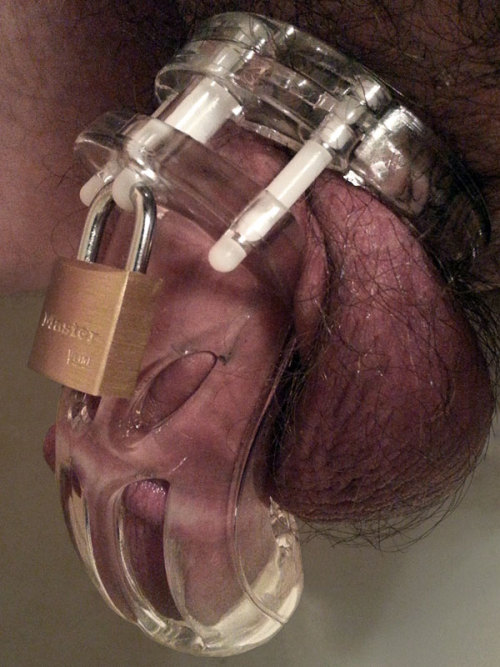 gaymasterandslave:  Follow me at http://gaymasterandslave.tumblr.com/ for daily updates. Visit my website at http://gaymasterandslave.com/ for s&M tips and gear.