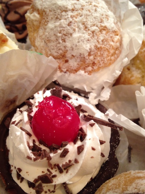 Not much to report on this day (show 13?!) except really good desserts.   Fingers crossed that we fair well with the impending snow!