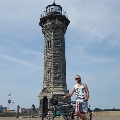 Happy #4thofjuly weekend. #biking #lighthouse #america (at Lighthouse Park)