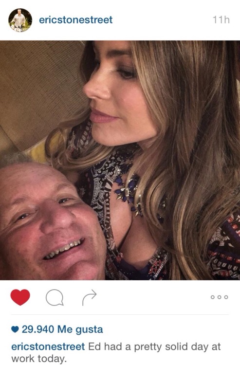 photohackfan:  littletotyvergara:  He looks comfortable   And very happy.