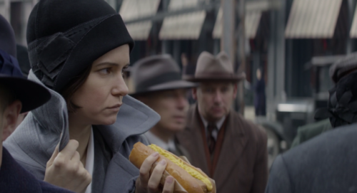 ilverwarty: when bae bumps into u and ur trying to eat a hot dog
