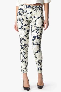 wantering-blog:  Floral Jeans        7 For All Mankind The Ankle Skinny in White &amp; Navy Floral. You’ll love the essential denim styles here.