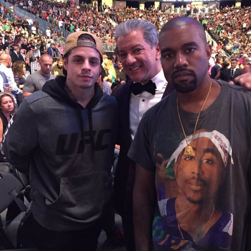 Casper Smart, Kanye West &amp; Bruce Buffer at the UFC 202 fight in Las Vegas. August 