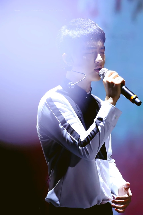 fabulosckreen:D.O lockscreen. (Request) - Like or Reblog if u use/save.- Follow me for more lockscre