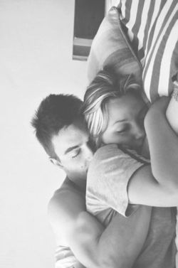 waitingtokissyou:  love  I miss our snuggles