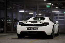 automotivated:  (via McLaren Insect | Flickr - Photo Sharing!)