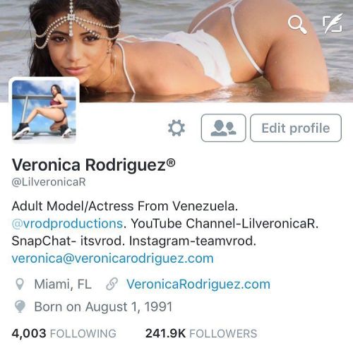 #follow me on #Twitter - @LilveronicaR / Sigueme en Twitter by teamvrod