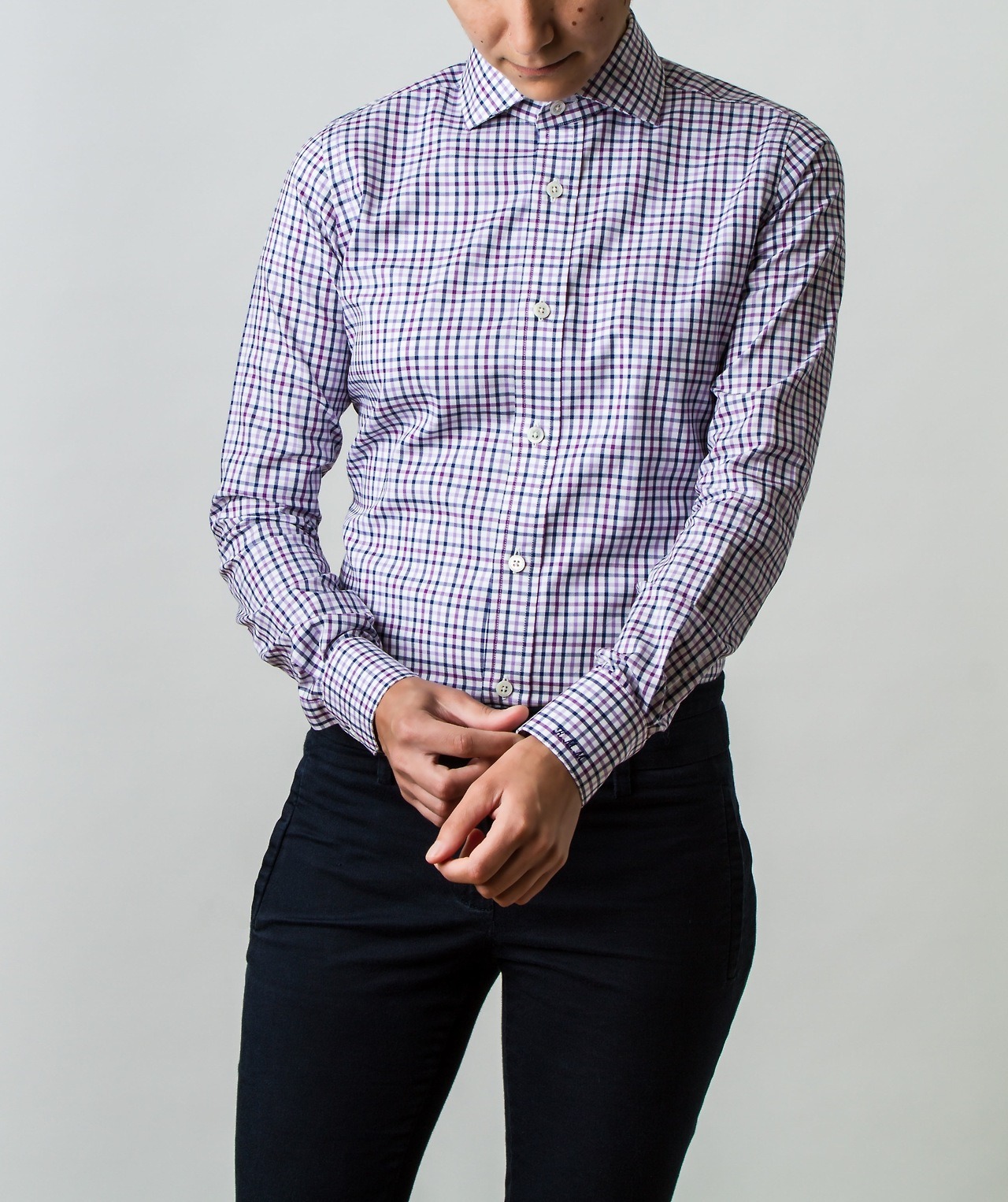 qwear:  Sonny discusses how to find the right fit for a tailored shirt: How A Well-Tailored