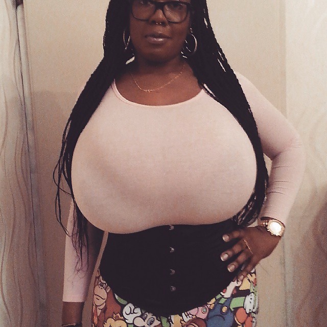 lovethemblacktitties:  Damn again, girl stacked 