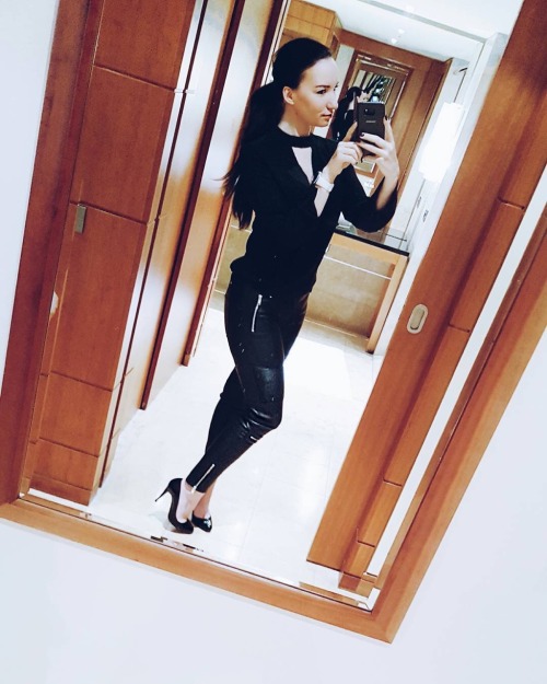 cdaliciax: 2x Vanessa of PureGlam.TV