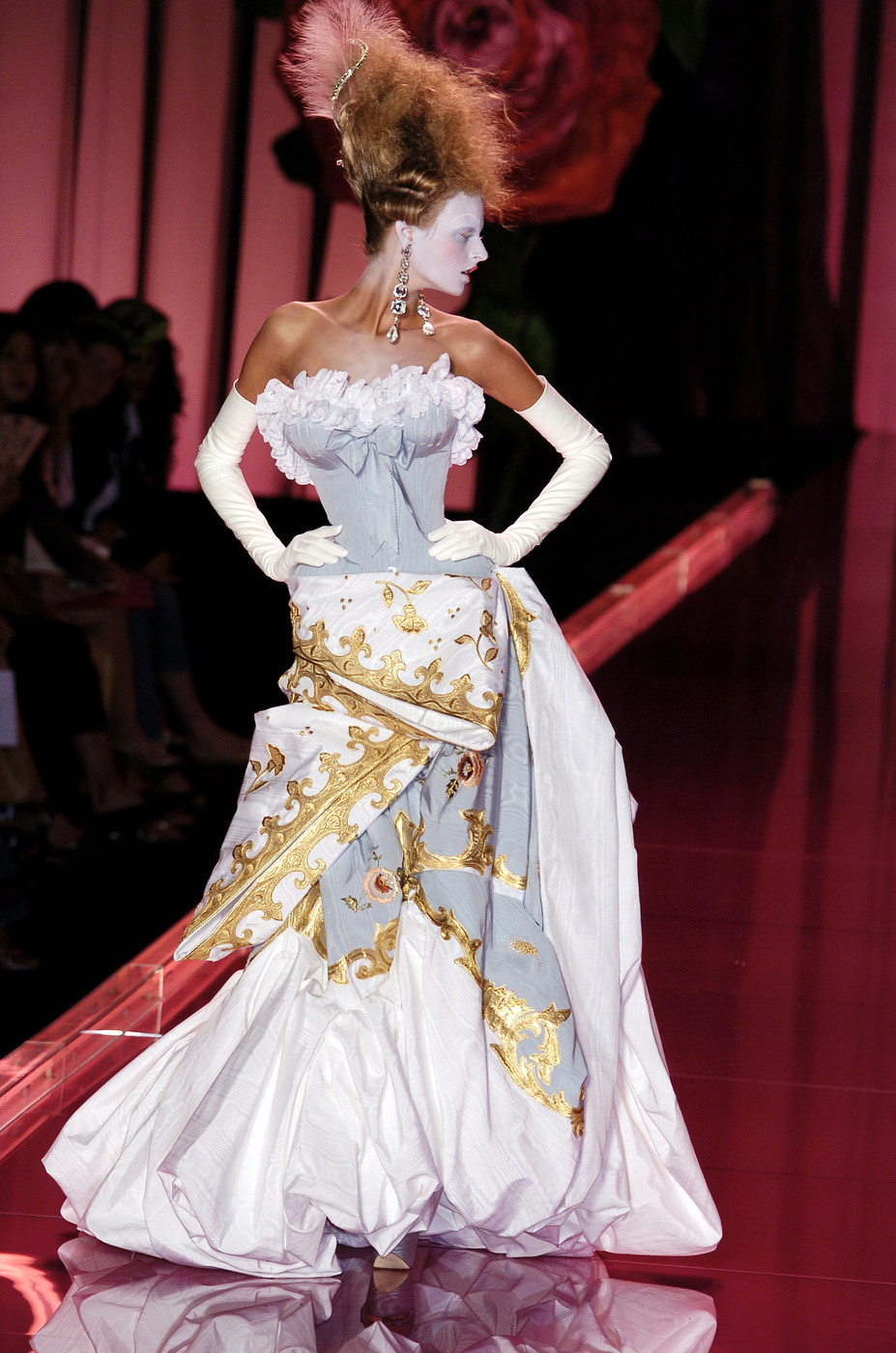 Les Incroyables — John Galliano Fall Winter 2003 Ready-to-Wear