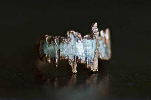 mymodernmetselects: Raw Minerals Fused with Metal For Beautifully Intense Ring Bands Kady Nossenko o