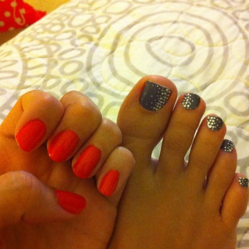 pedicuredsexy:  @pedicuredsexy<3 <3*13000+Followers 4500+Posts* 