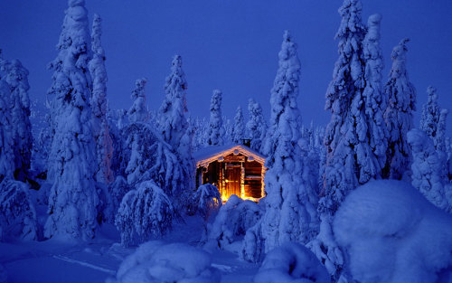 pankunchiii:landscape-photo-graphy:Fairy Tale like Photographs of Winter in Finland Under the Northe