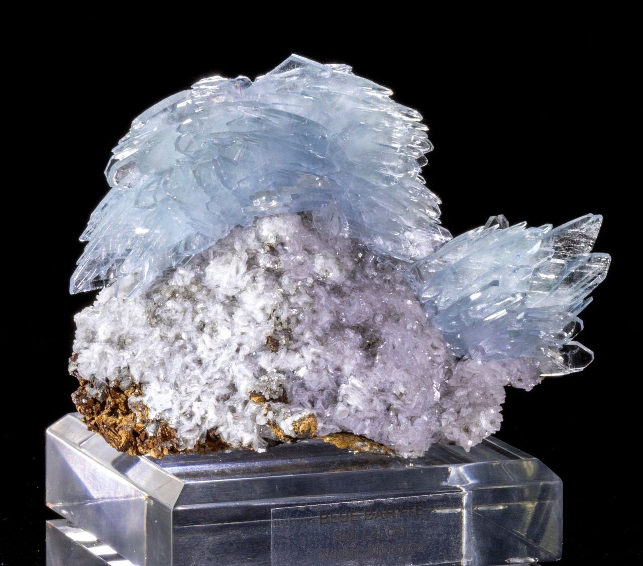 bijoux-et-mineraux:   Blue Barite &amp; White Barite on Limonite - Sidi Lahcen,