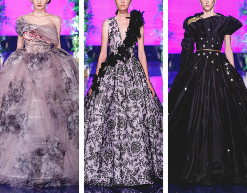 evermore-fashion:  Guo Pei Fall 2017 Haute Couture Collection