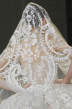 notordinaryfashion:  Elie Saab Haute Couture