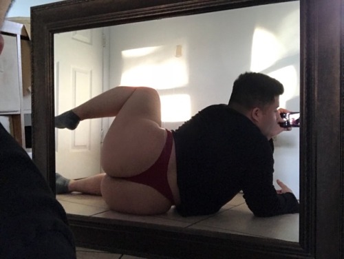 daddysfavoritebitchboy:IG: Intensebabyy | Do I look pretty daddy?