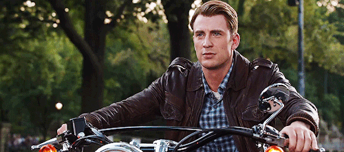 vvheelrs:Happy 100th Birthday, Steve Rogers (July 4th, 1918)