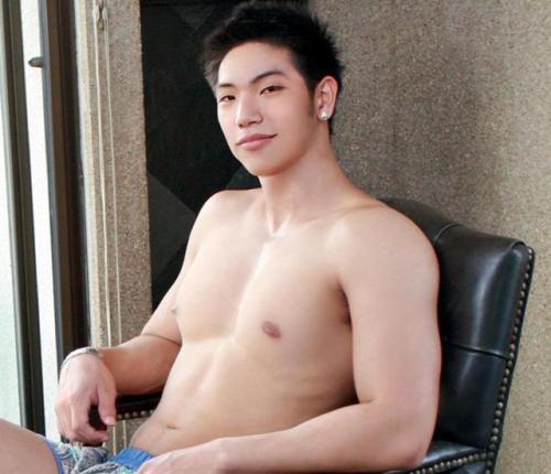 busankim:  Attitude Magazine   http://jskbusan.blogspot.kr/search/label/Attitude%20Magazine  