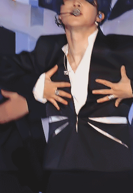 200301 Inkigayo (Black Swan!) - Jimin