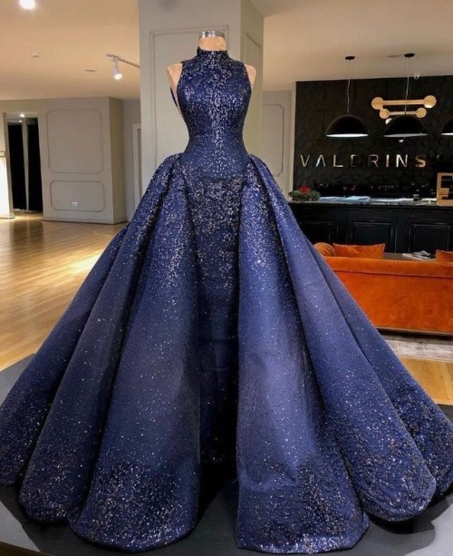 hercn-dale: Don’t tell me it ain’t some night court fashion here.