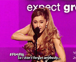  Ariana Grande Wins New Artist of the Year at The AMAs 2013 