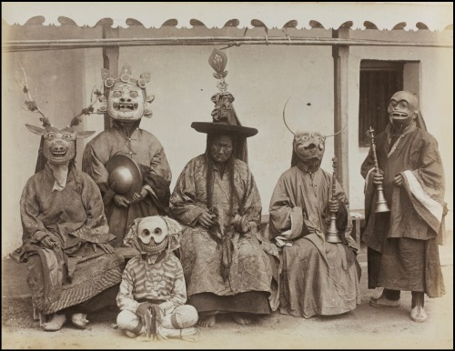 biblipeacay:‘Photographs of Darjeeling, Madras and Burma’ (1860s-1880s) from folio of 87