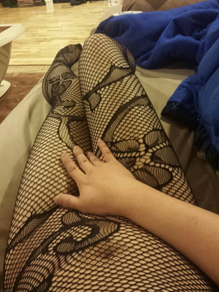 So I got a gift in the mail yesterday!  Merry early Christmas!    On a side note,