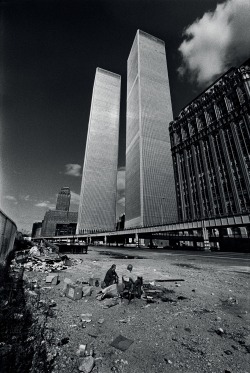 whattheendoftheworldlookedlike:  Manhattan, New York City, 1975.