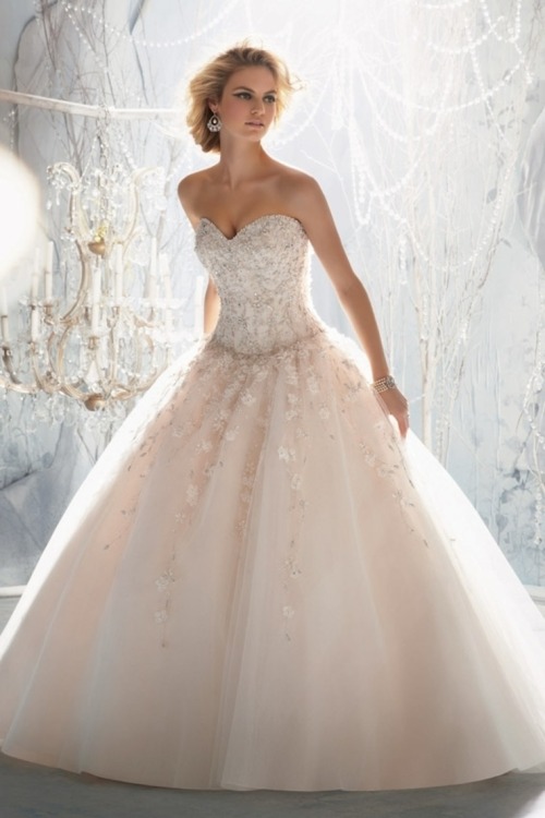 Organza Applique Court Train Sweetheart 2013 Wedding Dress