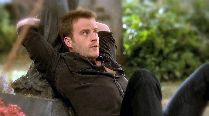 tiedupinthecloset:  Robert Kazinsky tied up in True Blood. I understand the disappointment